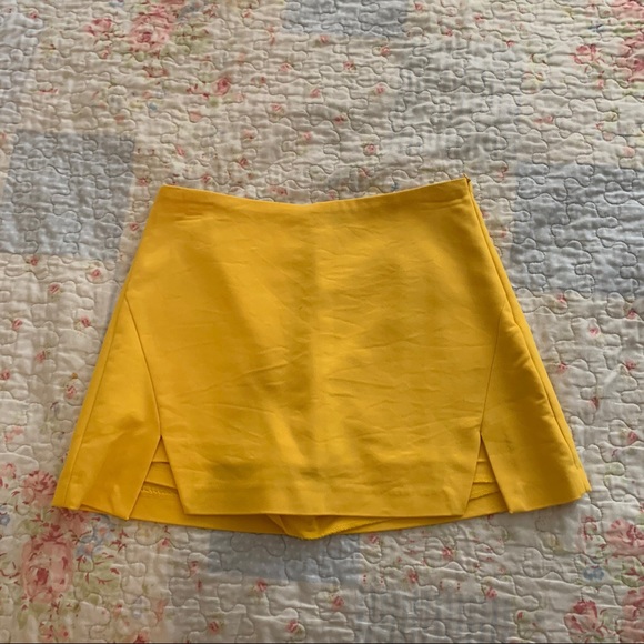 ZARA MINI SKORT - Picture 3 of 4